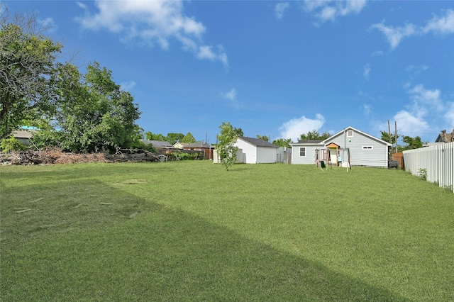 6825 Appleton St, Houston, TX 77022 - photo 25