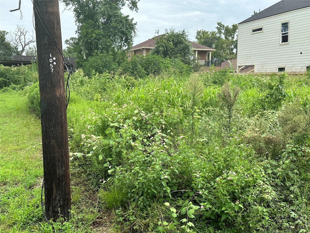 1061 S Ln, Houston, TX 77088