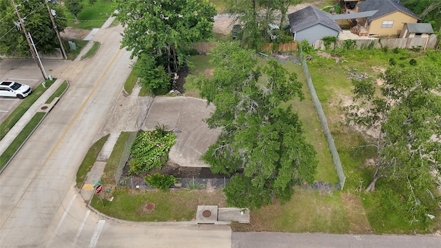1620 Odd Fellow St, Conroe, TX 77301