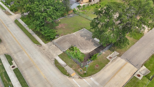 1620 Odd Fellow St, Conroe, TX 77301
