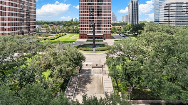 5100 San Felipe St Unit 353, Houston, TX 77056 - surrounding community with a view of city and view of scattered trees