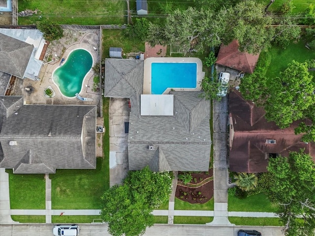 431 Shadow Creek Dr, El Lago, TX 77586 - bird's eye view of a pool