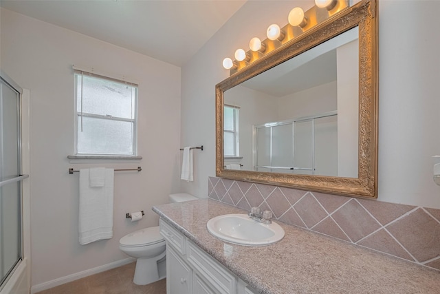 1015 Devonport Ln, Seabrook, TX 77586 - full bath with a shower with shower door, vanity, and decorative backsplash