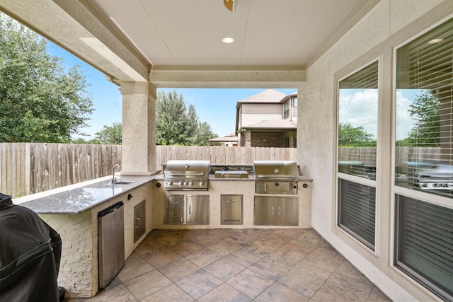 4314 Madera Creek Ln, Katy, TX 77494 - view of patio / terrace featuring exterior kitchen