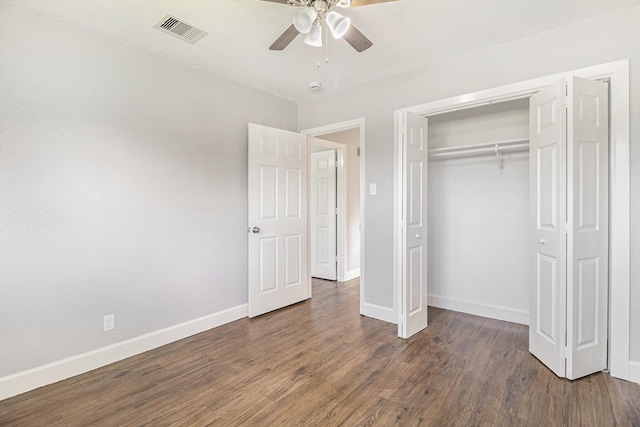 5715 Willow Glen Dr, Houston, TX 77033 - unfurnished bedroom with wood finished floors, a closet, and ceiling fan