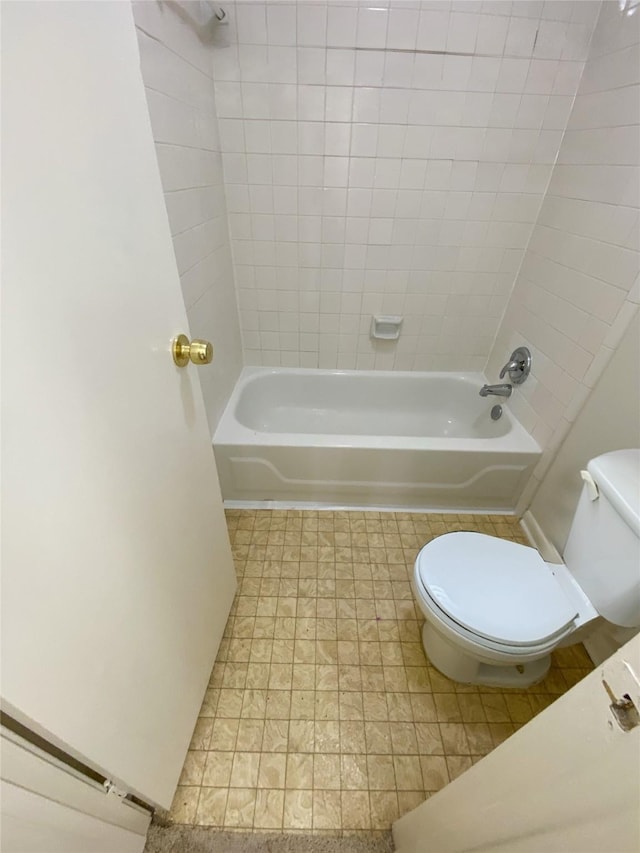 3100 Jeanetta St Unit 304, Houston, TX 77063 - bathroom with shower / washtub combination