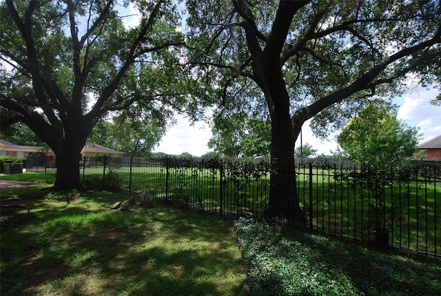 4811 Lake Village Dr, Fulshear, TX 77441 - photo 6