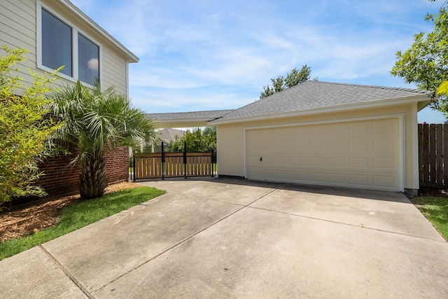 3282 Bend Cove Ct, League City, TX 77573 - view of garage
