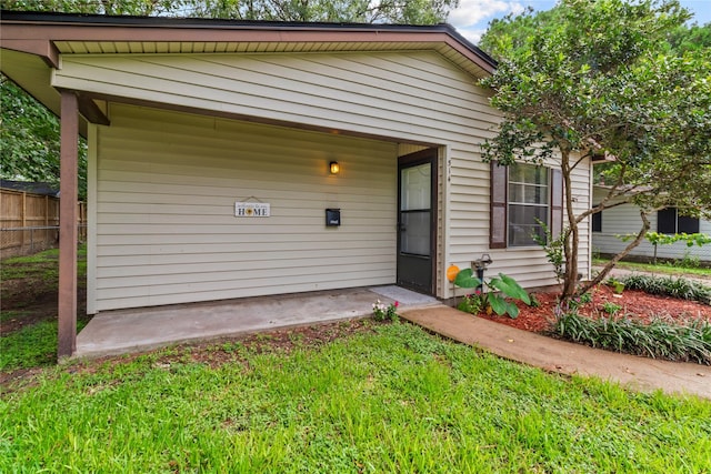 514 E Foley St, Alvin, TX 77511 - doorway to property