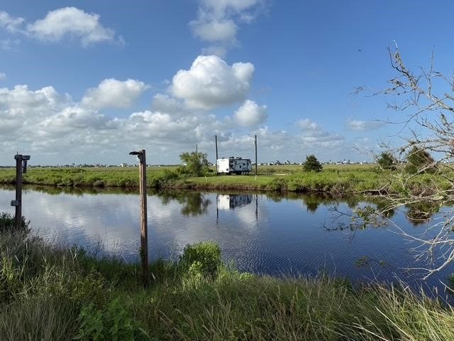0 Mariner St, Sargent, TX 77414