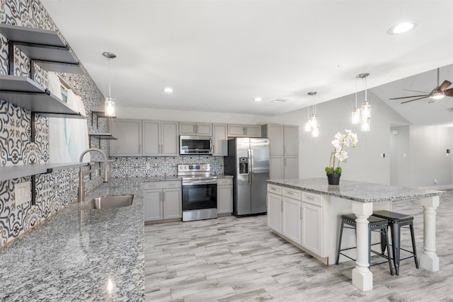 15151 Robin Trl, Conroe, TX 77302 - photo 2