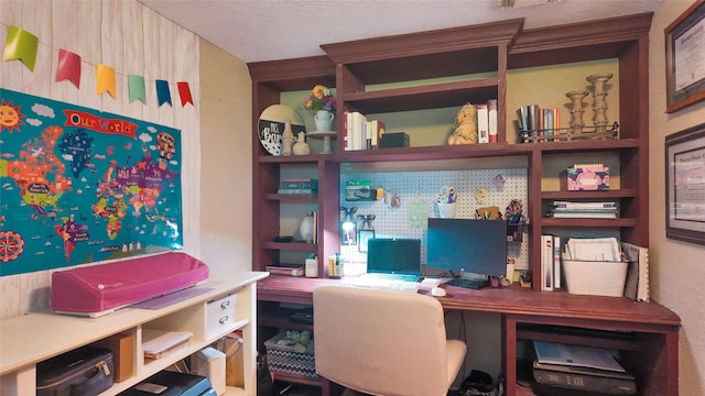 141 Cypress Dr, Richwood, TX 77531 - view of office area