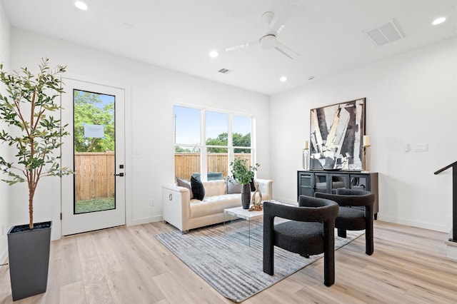 6417 Madrid St, Houston, TX 77021 - living room featuring light wood finished floors, recessed lighting, and a ceiling fan