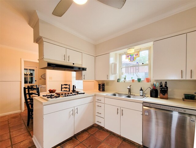 5439 Loch Lomond Dr, Houston, TX 77096 - kitchen featuring stainless steel dishwasher, under cabinet range hood, white gas cooktop, crown molding, and light countertops