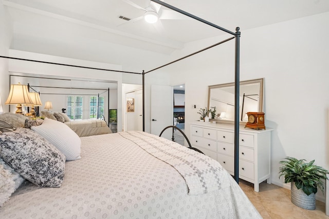 291 E Rainbow Ridge Cir, The Woodlands, TX 77381 - bedroom with baseboards