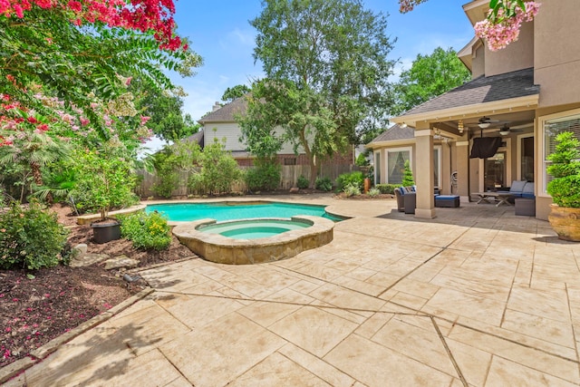 3602 Vashon Ln, Spring, TX 77388 - view of swimming pool with ceiling fan, a fenced backyard, a patio area, and a pool with connected hot tub