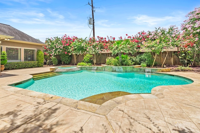 3602 Vashon Ln, Spring, TX 77388 - view of swimming pool with a patio, a fenced backyard, and a pool with connected hot tub