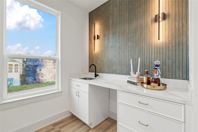 3004 Beulah St, Houston, TX 77004 - bathroom with wood finished floors and vanity