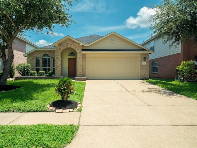 2414 Alcove Foster Ct, Fresno, TX 77545 - photo 1