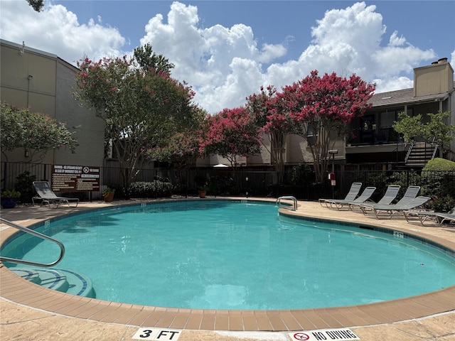 5711 Sugar Hill Dr Unit 46, Houston, TX 77057 - view of community pool