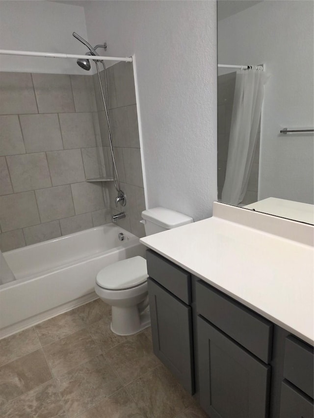 15319 Roaming River Trl, Houston, TX 77044 - bathroom with shower / tub combo with curtain, vanity, and a textured wall
