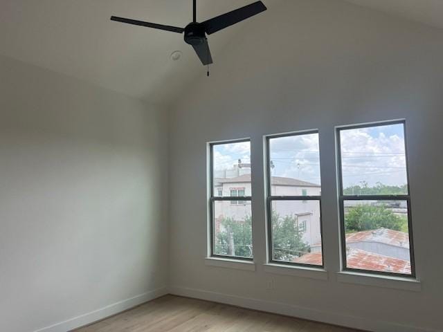 5505 Kansas St, Houston, TX 77007 - unfurnished room with light wood-type flooring, a ceiling fan, and lofted ceiling