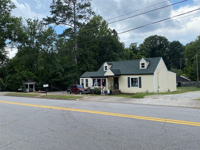 312 Spring, Washington, GA 30673 - view of front facade featuring roof with shingles