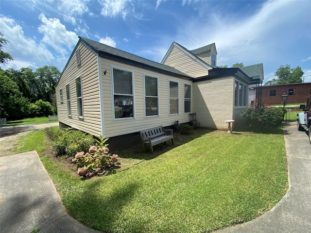 312 Spring, Washington, GA 30673 - view of home's exterior with a lawn