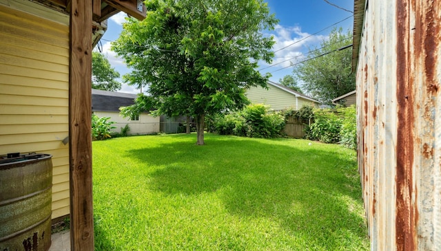 1314 Lawrence Ave, Pasadena, TX 77506 - view of yard