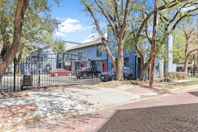 2100 Commonwealth St Unit B, Houston, TX 77006 - photo 1