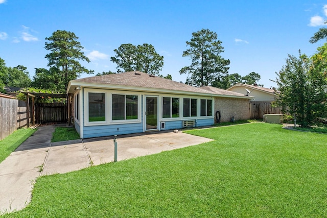 3527 Acorn Way Ln, Spring, TX 77389 - rear view of property with a patio area and a fenced backyard
