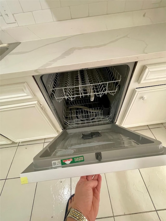 4202 Boone Rd, Houston, TX 77072 - kitchen view of dishwashing machine