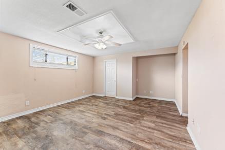 109 Cedar St, Highlands, TX 77562 - photo 12