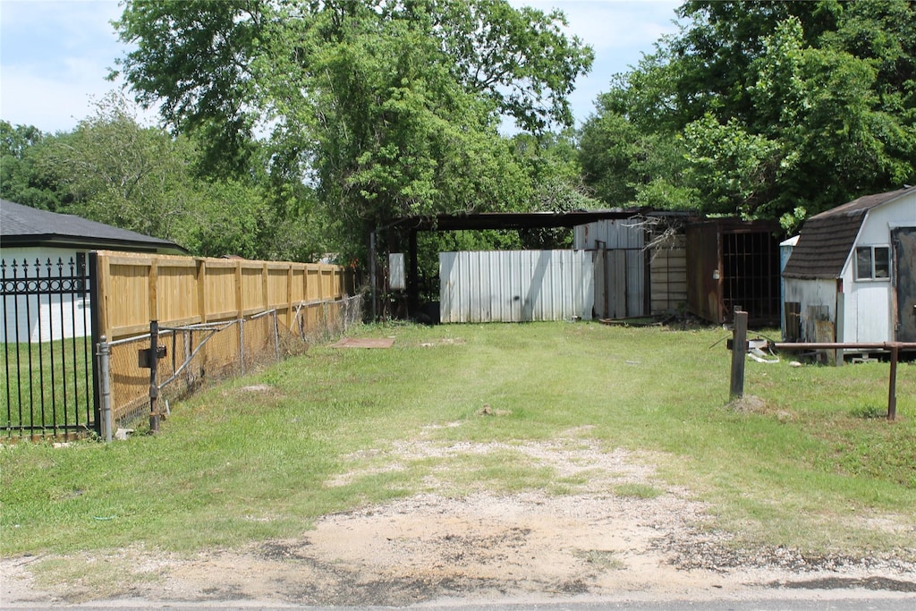 7912 Observatory St, Houston, TX 77088