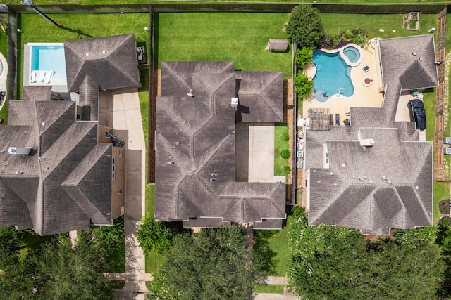 10522 Ginger Gln, Missouri City, TX 77459 - aerial view of a pool
