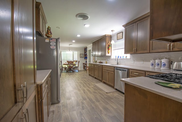 1655 E S St, Alvin, TX 77511