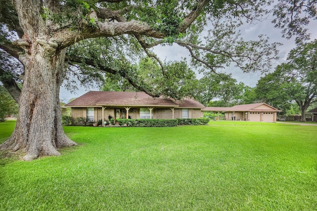 1655 E S St, Alvin, TX 77511