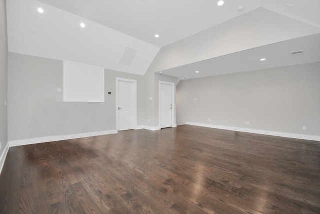 206 Green Blvd, Shenandoah, TX 77384 - unfurnished room with vaulted ceiling, wood finished floors, recessed lighting, and a smoke detector
