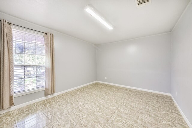 10806 Sagegulf Ln, Houston, TX 77089 - empty room with baseboards