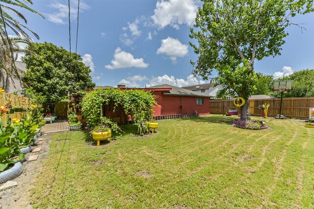 10806 Sagegulf Ln, Houston, TX 77089 - view of fenced backyard