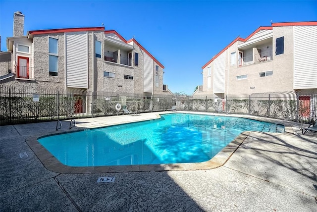 10855 Meadowglen Ln Unit 721, Houston, TX 77042 - view of community pool