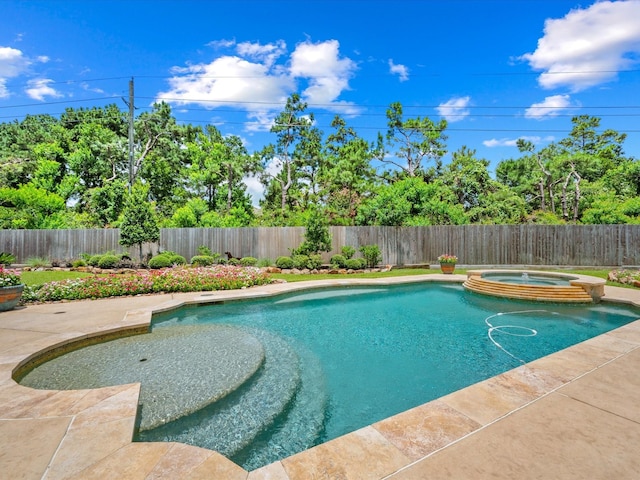 6922 Carolina Cherry Ln, Spring, TX 77389 - view of swimming pool featuring a fenced backyard and a pool with connected hot tub