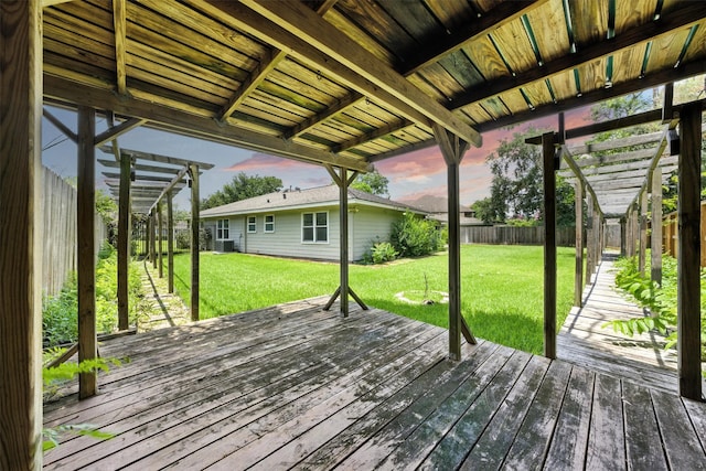 3014 Castlewood St, Houston, TX 77025 - deck at dusk with a fenced backyard