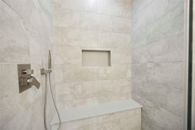 7906 Brandon St, Houston, TX 77051 - full bathroom featuring tiled shower