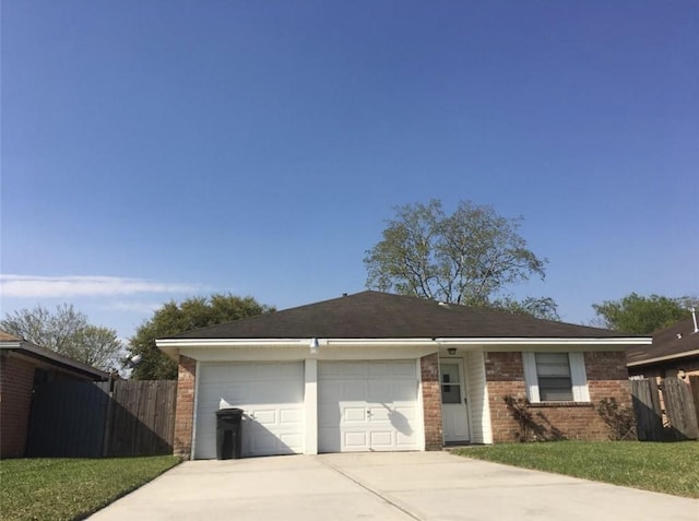 1808 Wren Dr, League City, TX 77573 - photo 1