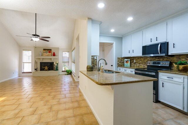13835 Hollowgreen Dr, Houston, TX 77082 - photo 1