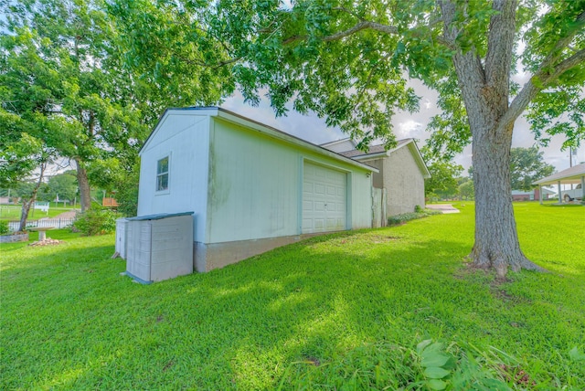 440 Lakeview Drive Loop, Coldspring, TX 77331 - view of garage