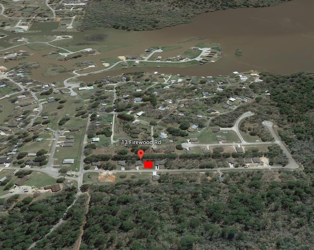 13 Firewood Rd, Huntsville, TX 77340