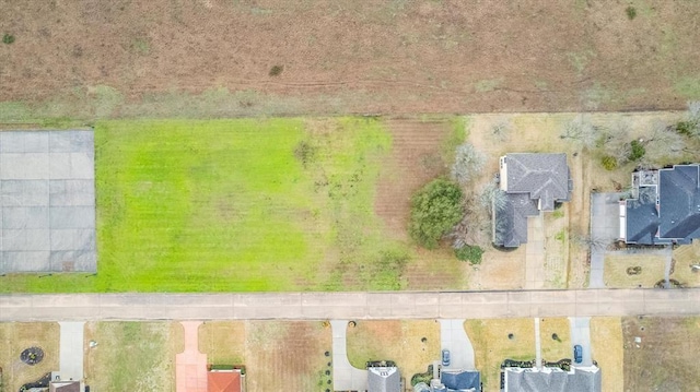 10815 Bourbon St, Willis, TX 77318 - photo 4