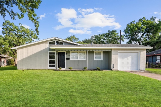 223 24th Ave N, Texas City, TX 77590 - photo 1